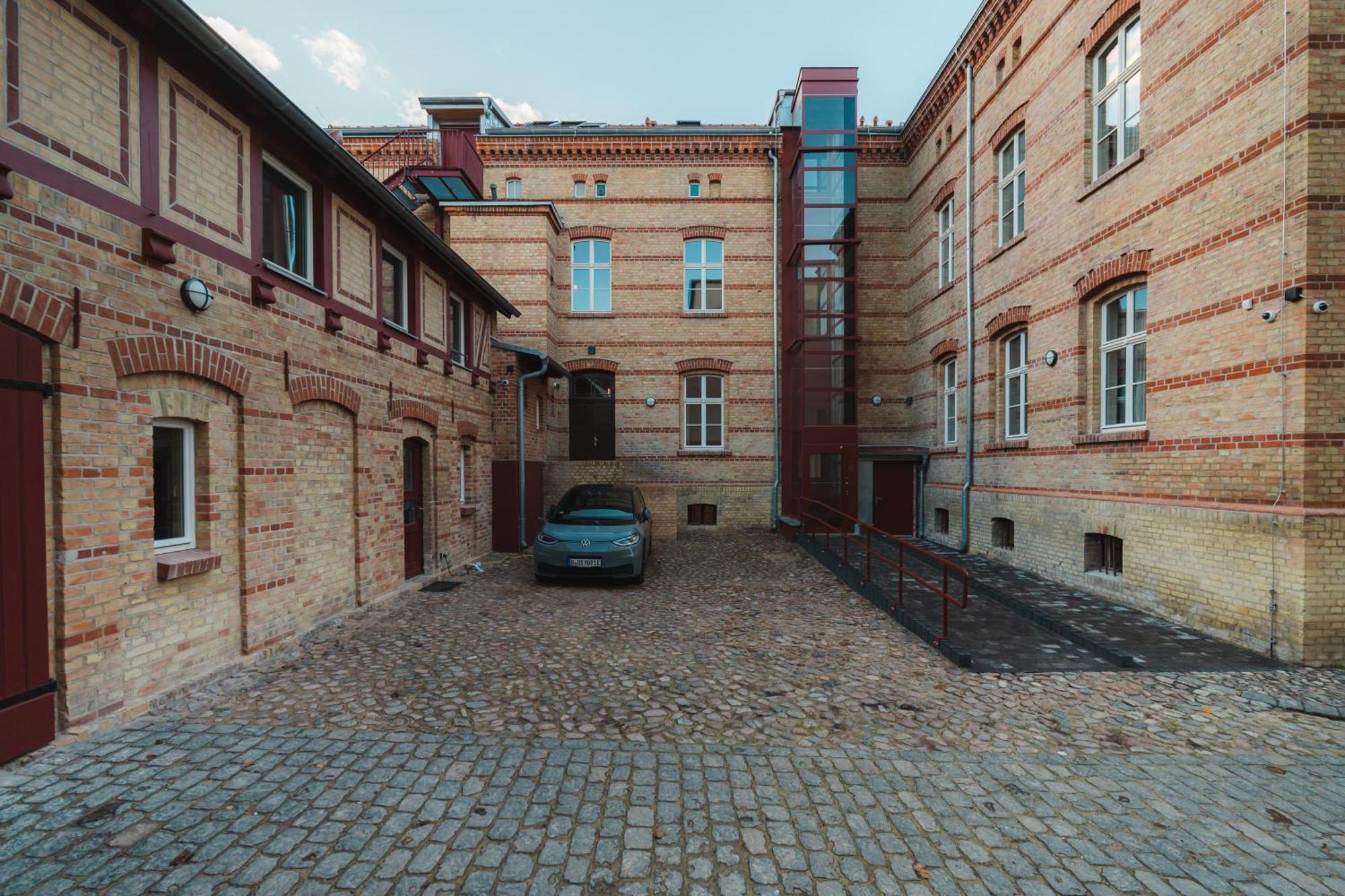 H24 Hotel Apartments Eberswalde Extérieur photo
